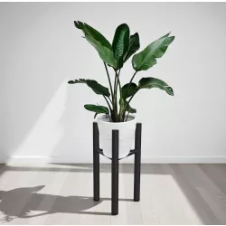 Nowoczesny stojak na kwiaty w stylu loft